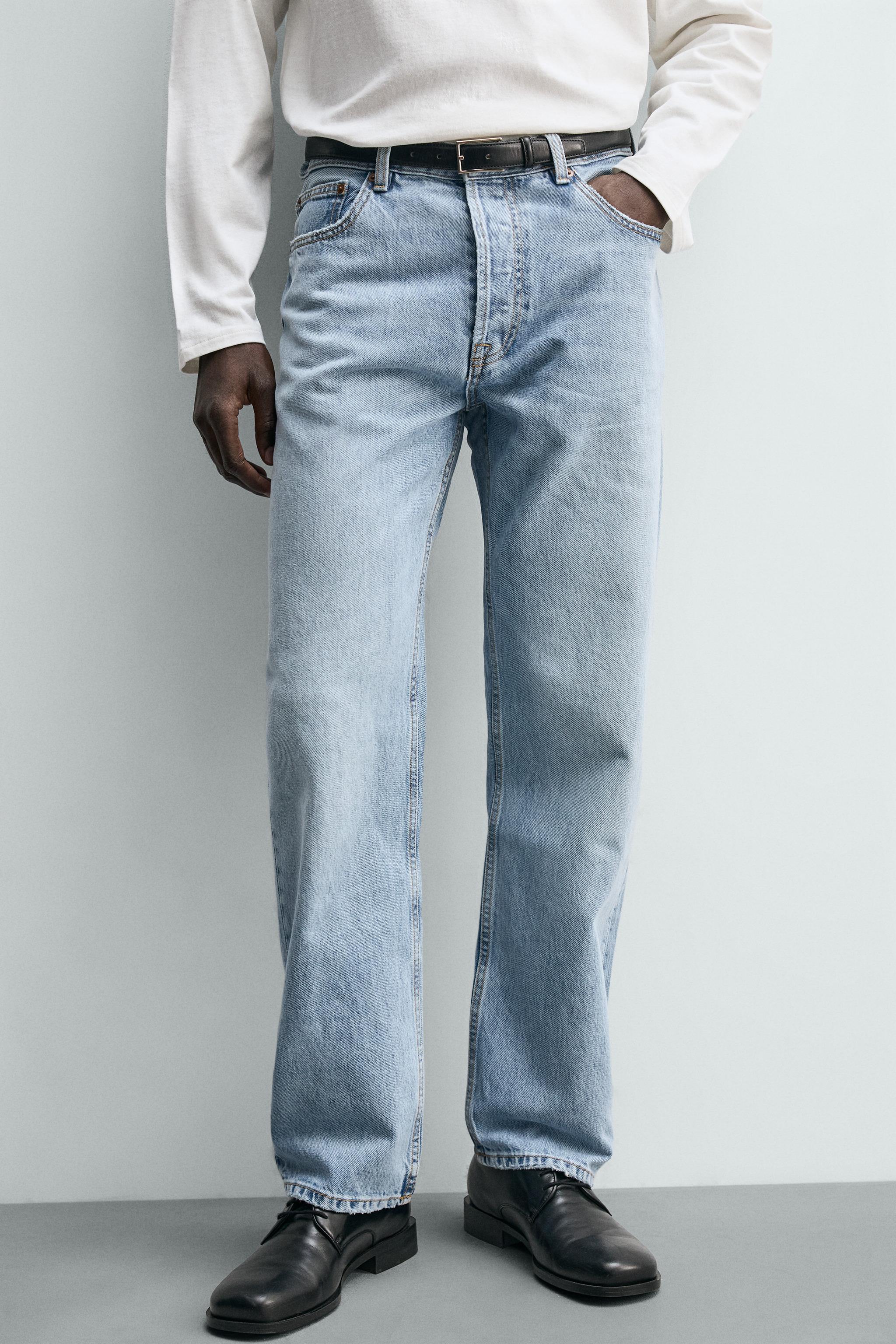 STRAIGHT FIT JEANS
